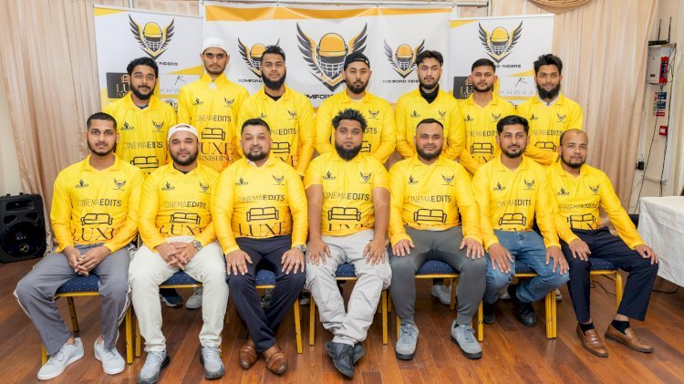 পূর্ব লন্ডনে রমফোর্ড রাইডার্সের নতুন জার্সি উন্মোচন