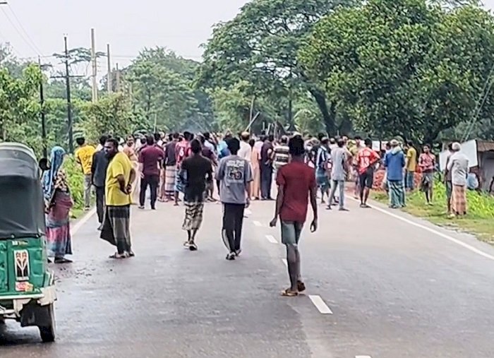 শান্তি গঞ্জে অশান্তি : নিজেরা মারামারি করে আহত ৯ জন